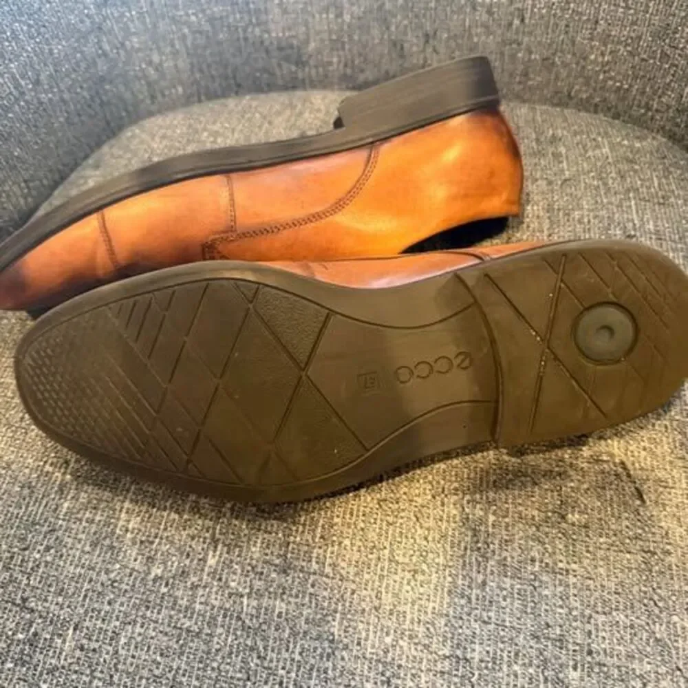 Ecco stylish men